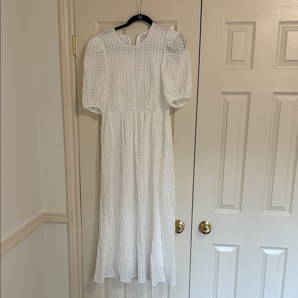 HUNTER BELL White Textured Puff Sleeve Dress
